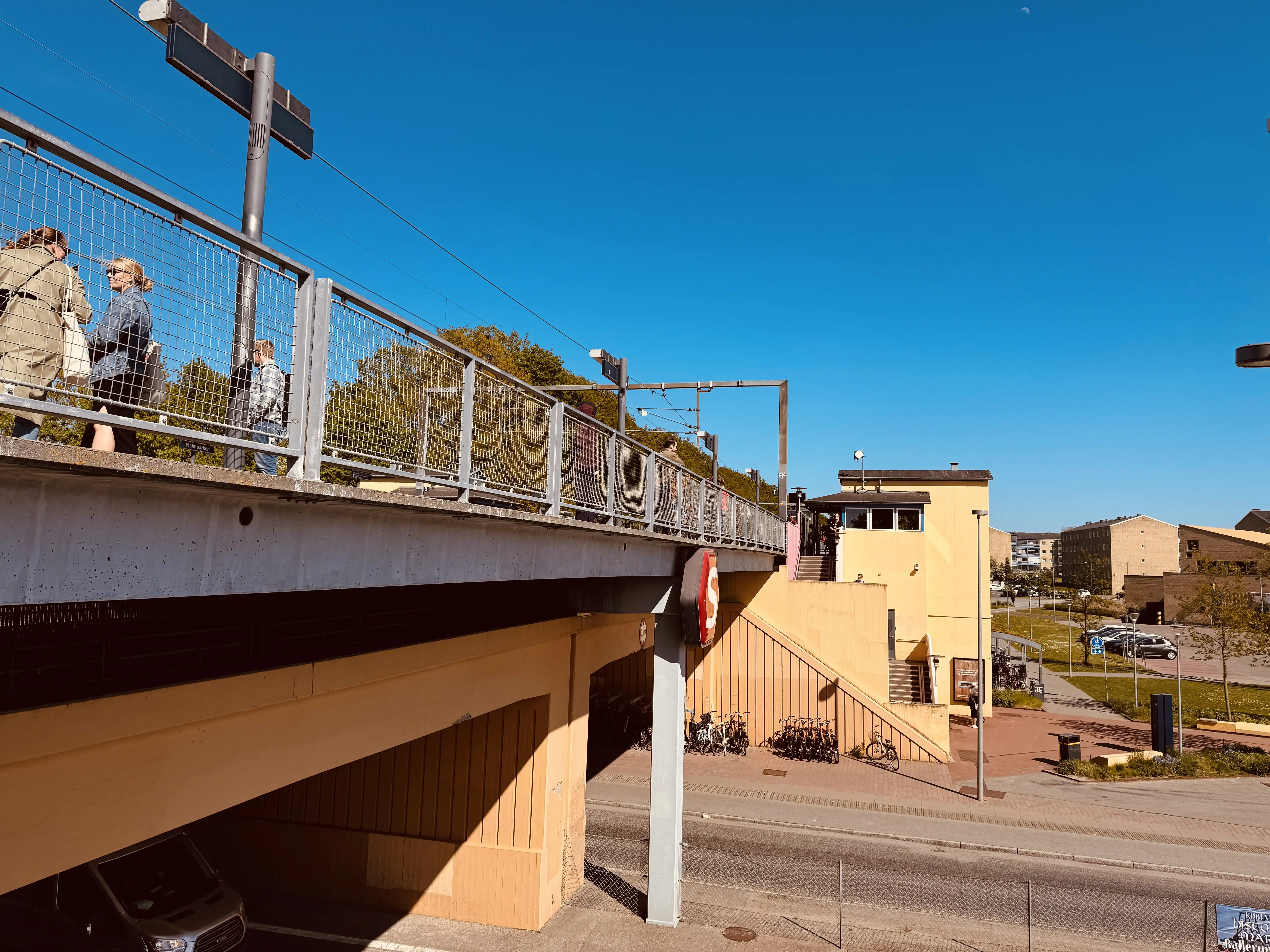 Billede af Malmparken S-togstrinbræt.