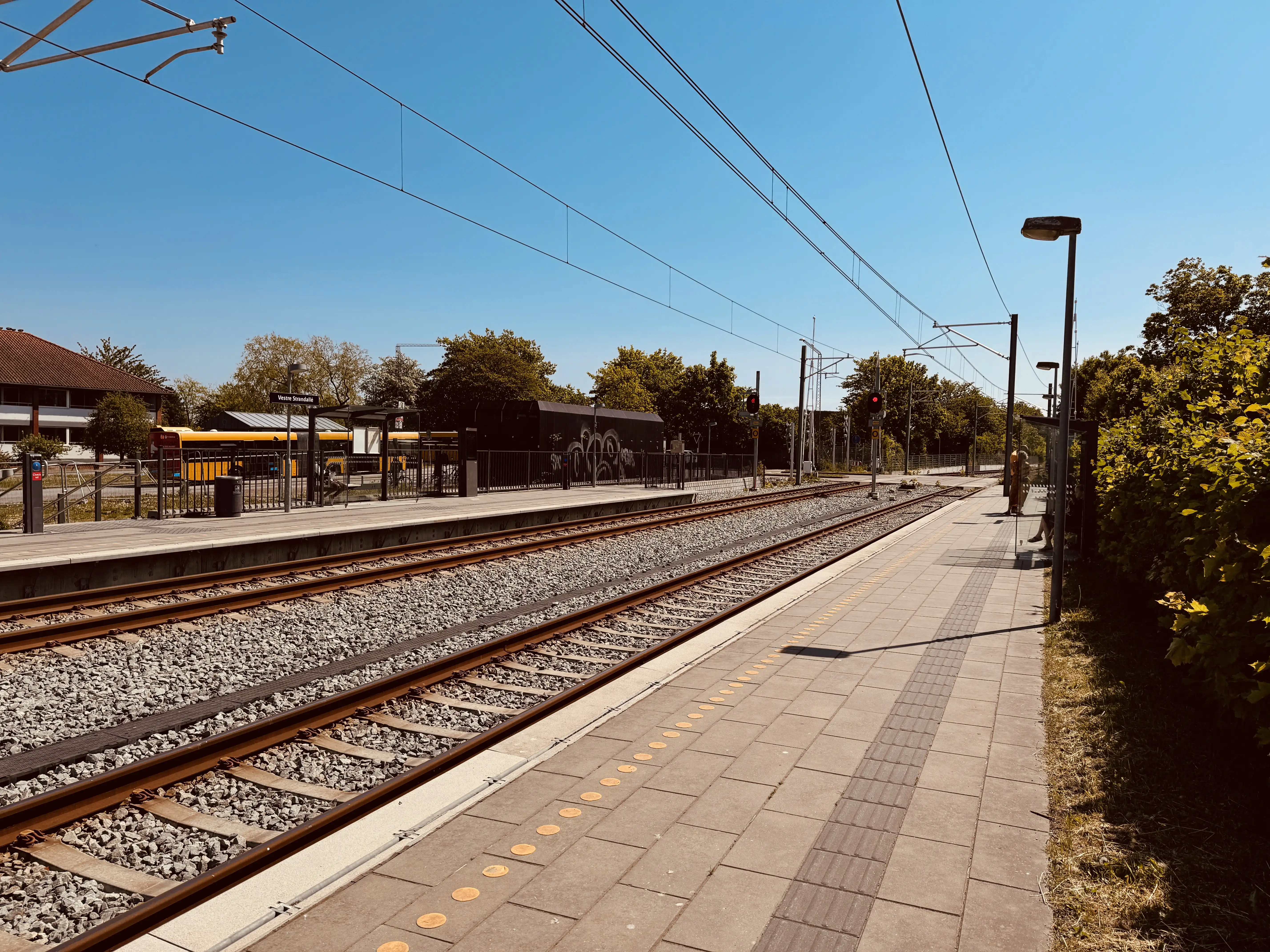 Billede af Vestre Strandallé Letbanestation. Billede af Vestre Strandallé Letbanestation.