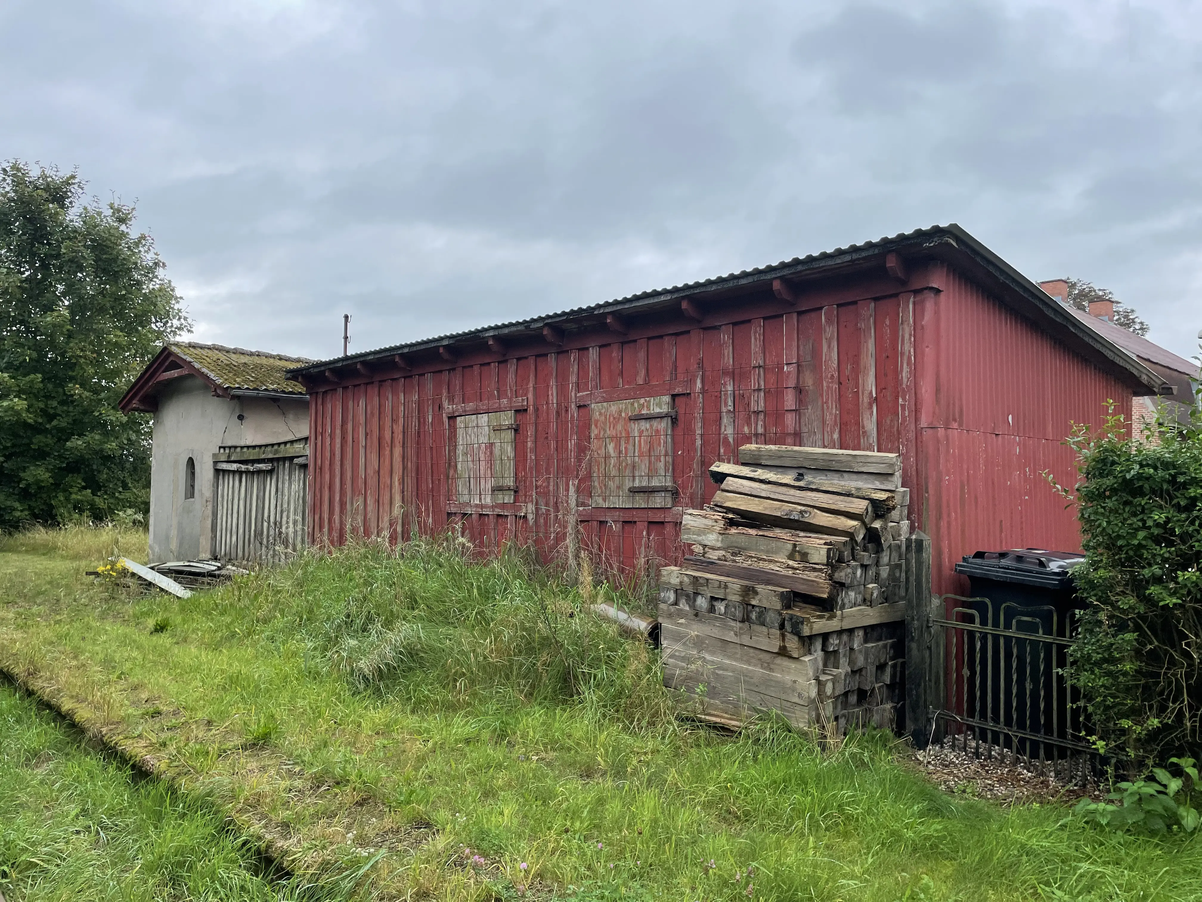 Billede af Bylderup-Bov Station set fra sporsiden.