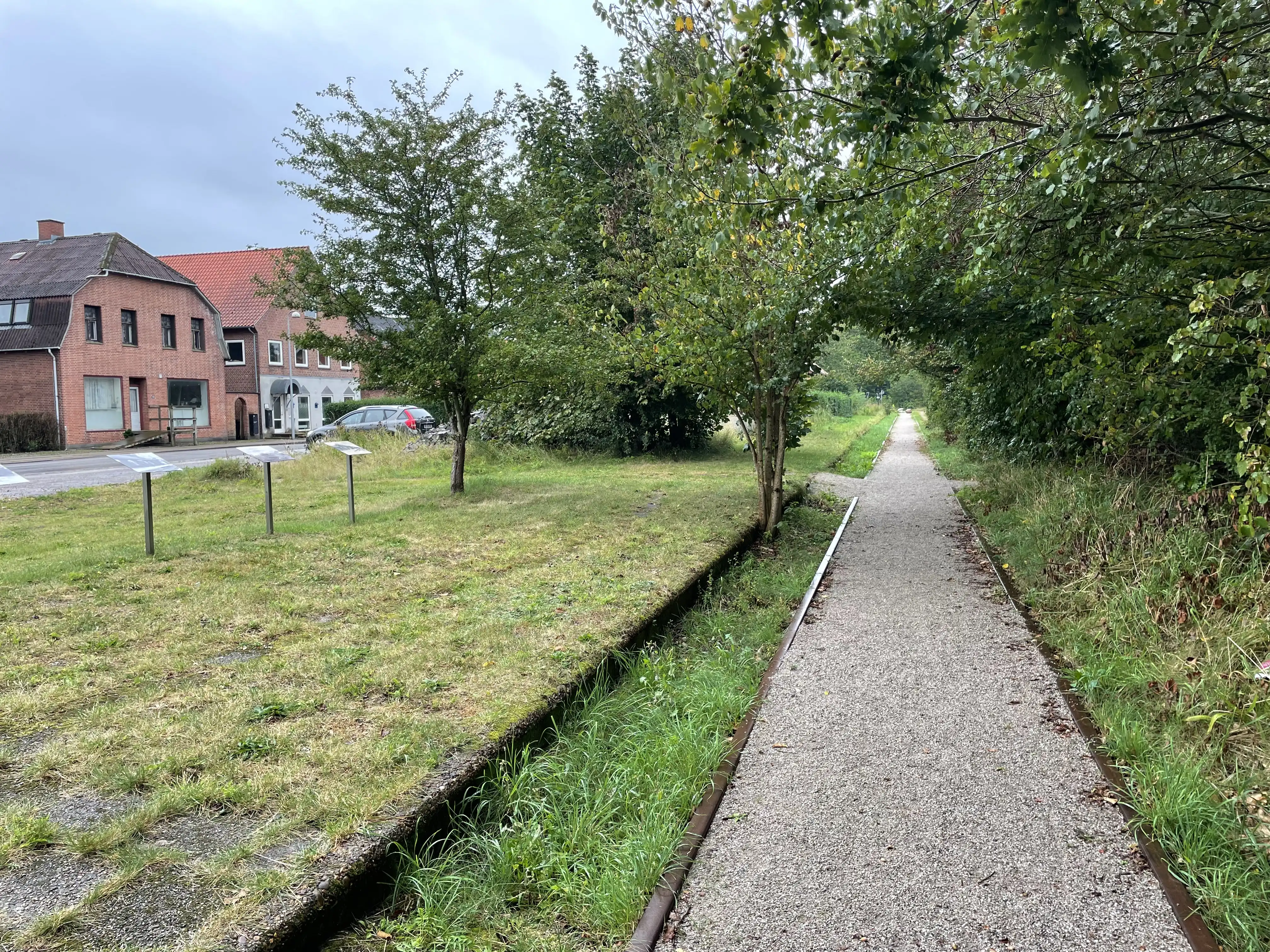 Billede af Bylderup-Bov Stations sporareal.