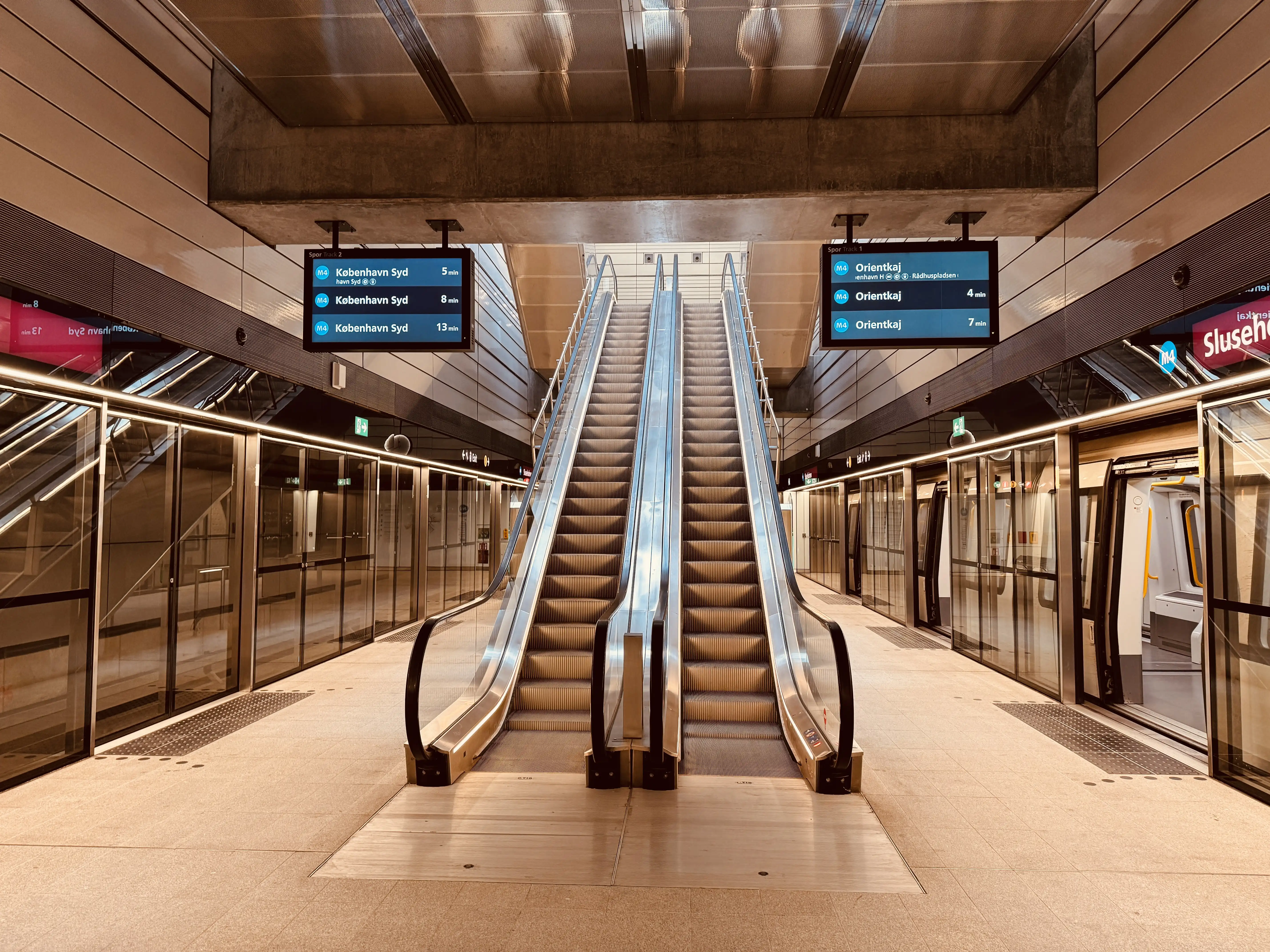 Billede af Sluseholmen Metrostation. Billede af Sluseholmen Metrostation.