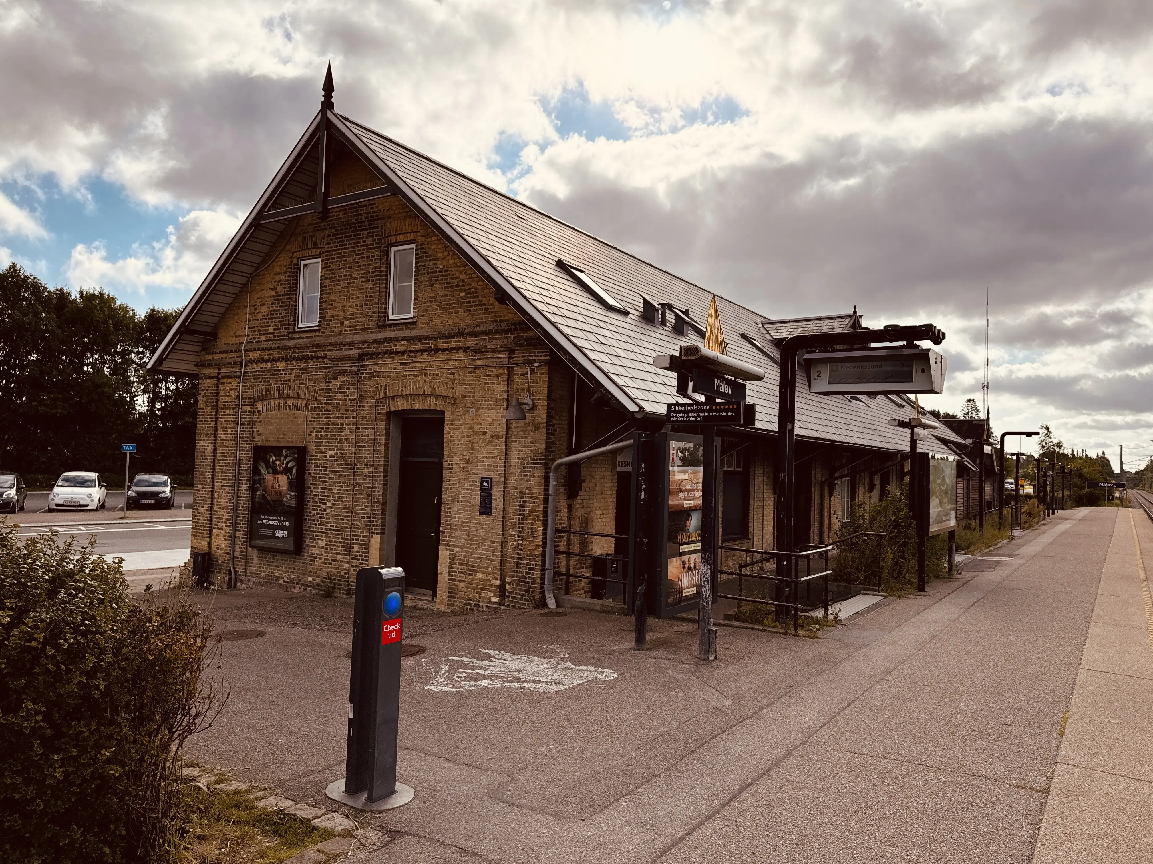 Billede af Måløv Station. Billede af Måløv Station.