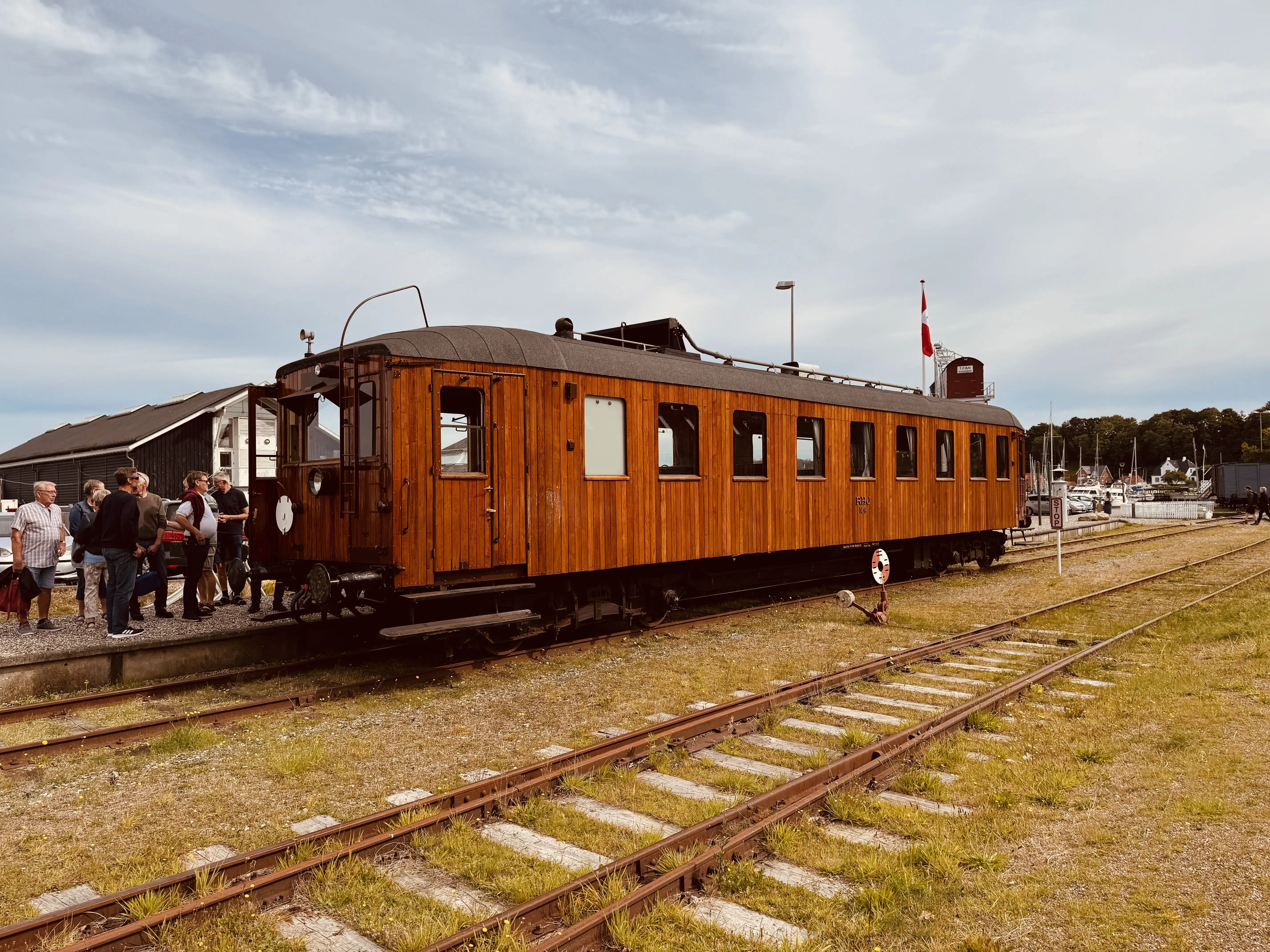 Billede fra ELRO Dagen og veterankørsel i Mariager med "Hadsund Peter". Billede fra ELRO Dagen og veterankørsel i Mariager med "Hadsund Peter".