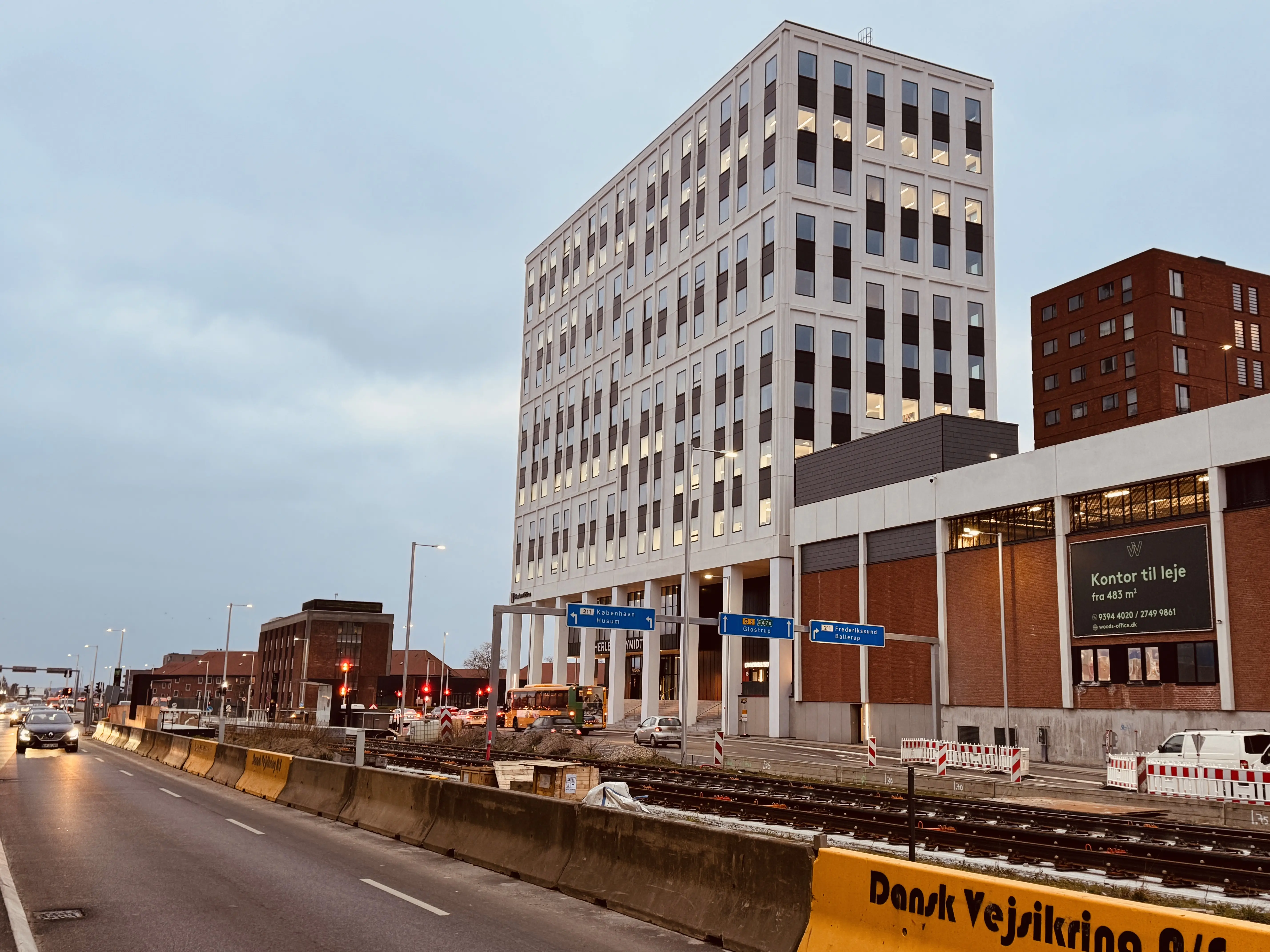 Billede af Herlev Bymidte Letbanestation.