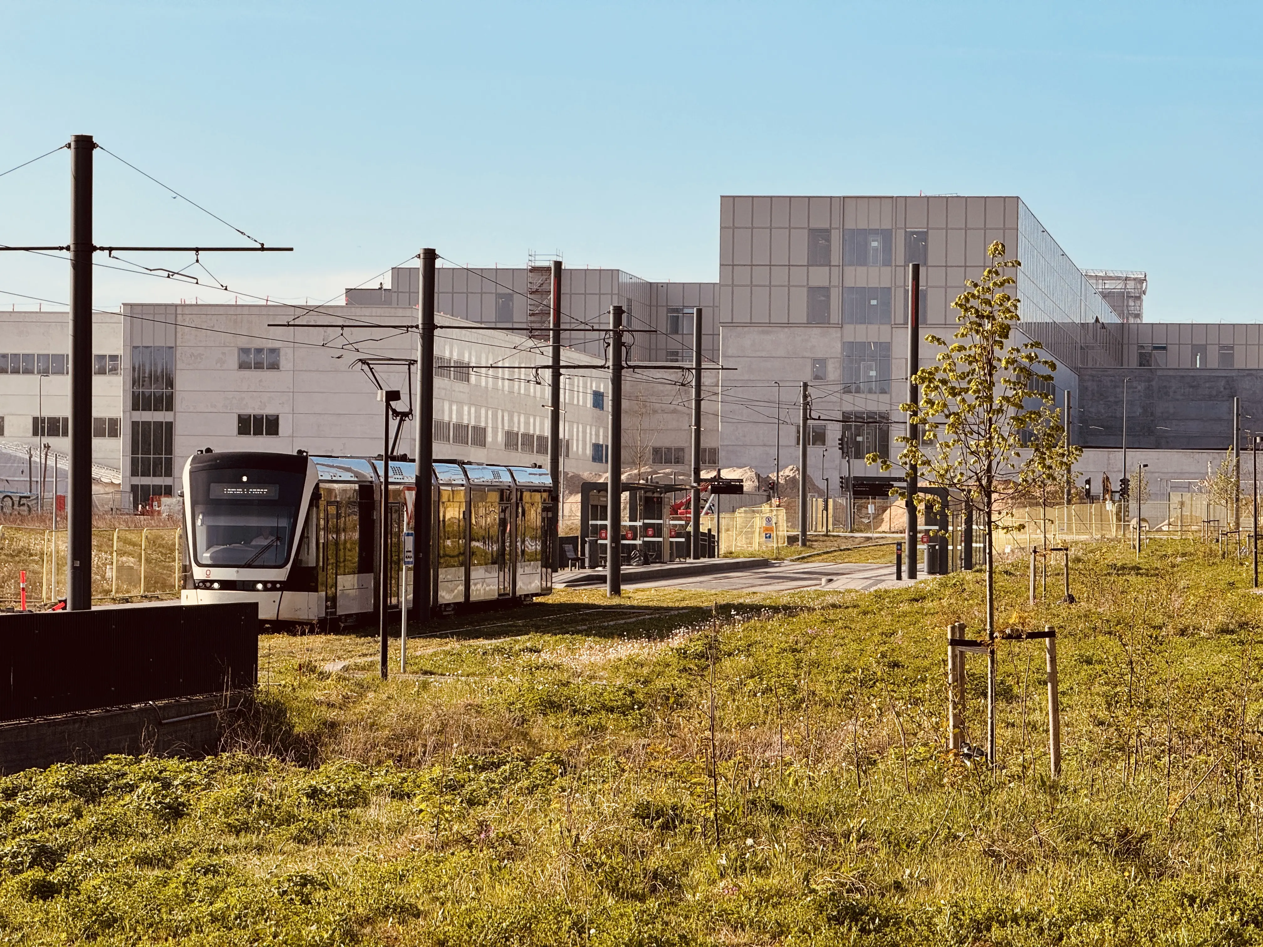 Billede af SDU Syd/Hospital Nord Letbanestation. Billede af SDU Syd/Hospital Nord Letbanestation.