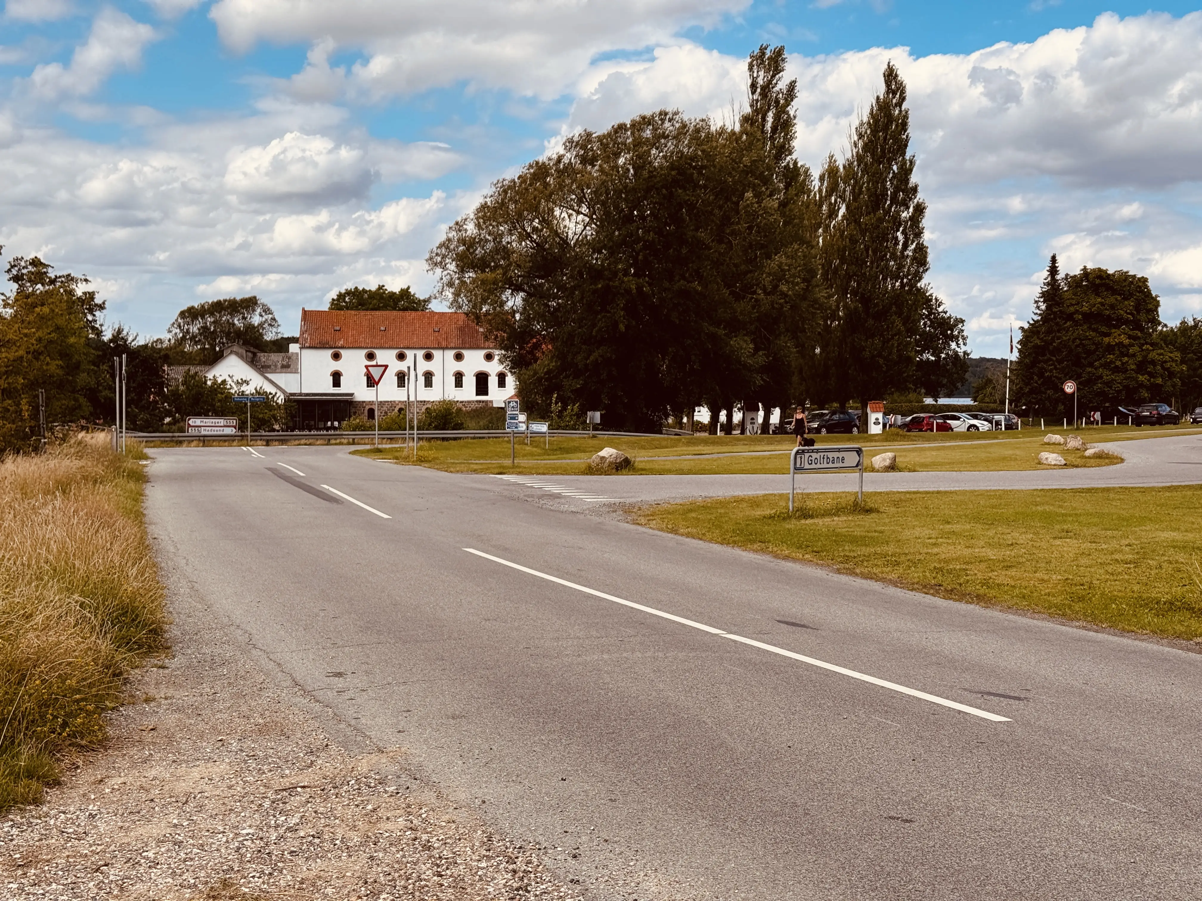 Billede af Åmølle Trinbræt med Sidespor - Trinbræt med Sidespor er nedrevet, men Åmølle Trinbræt med Sidespor har ligget her. Billede af Åmølle Trinbræt med Sidespor - Trinbræt med Sidespor er nedrevet, men Åmølle Trinbræt med Sidespor har ligget her.